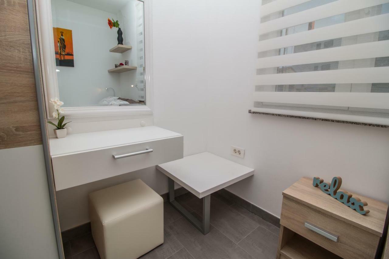 Ferienwohnung Sunny Point Rovinj Exterior foto